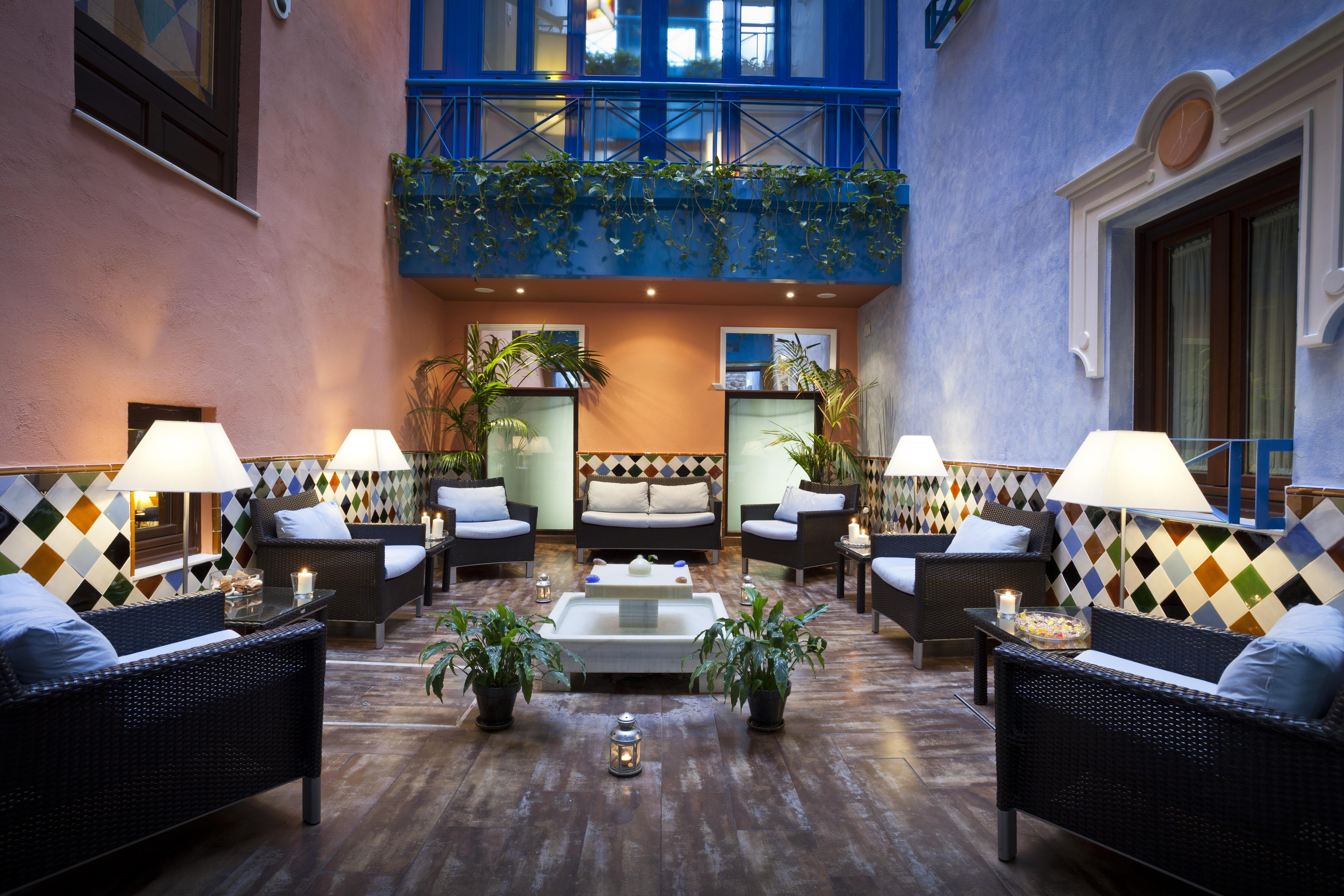 Suites Gran Via 44 Granada Eksteriør billede