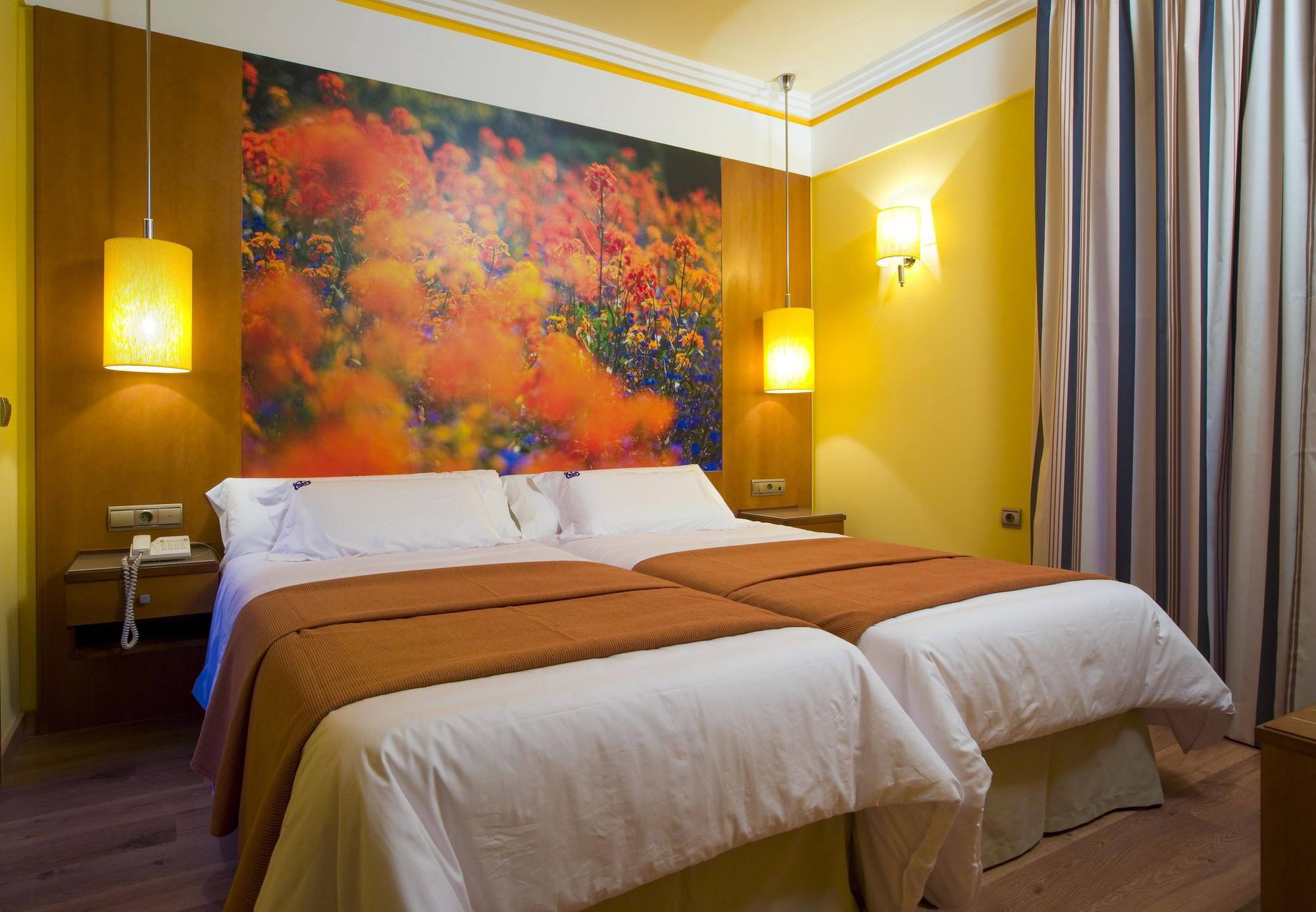 Suites Gran Via 44 Granada Eksteriør billede