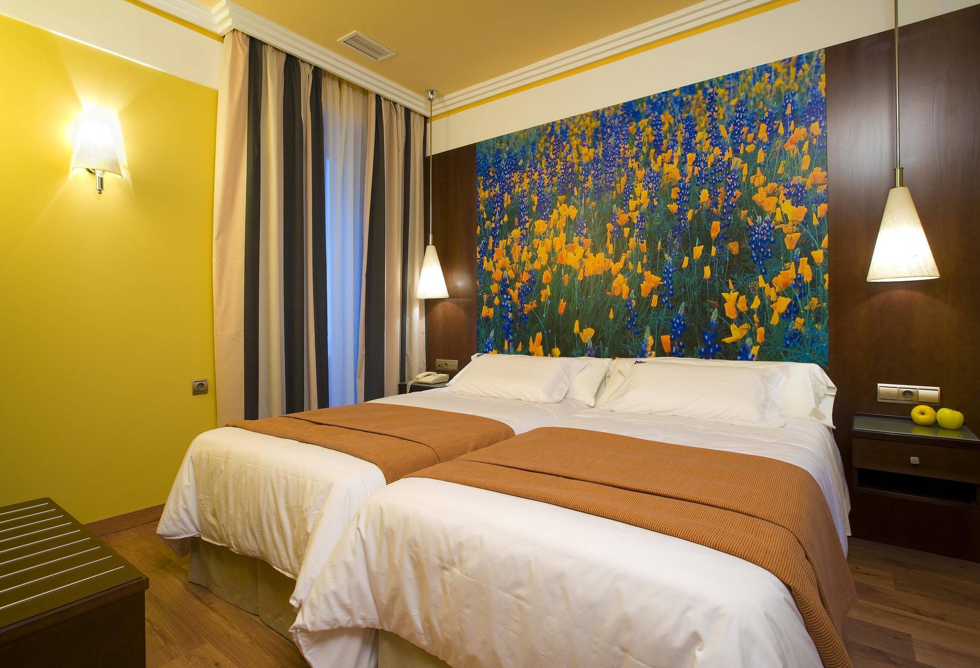 Suites Gran Via 44 Granada Eksteriør billede