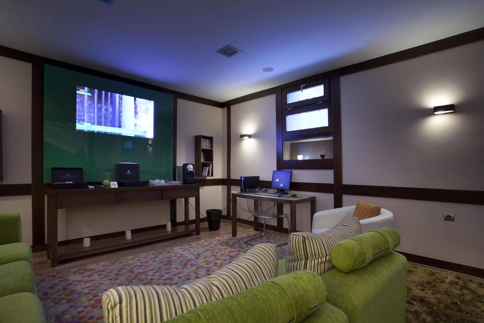 Suites Gran Via 44 Granada Eksteriør billede